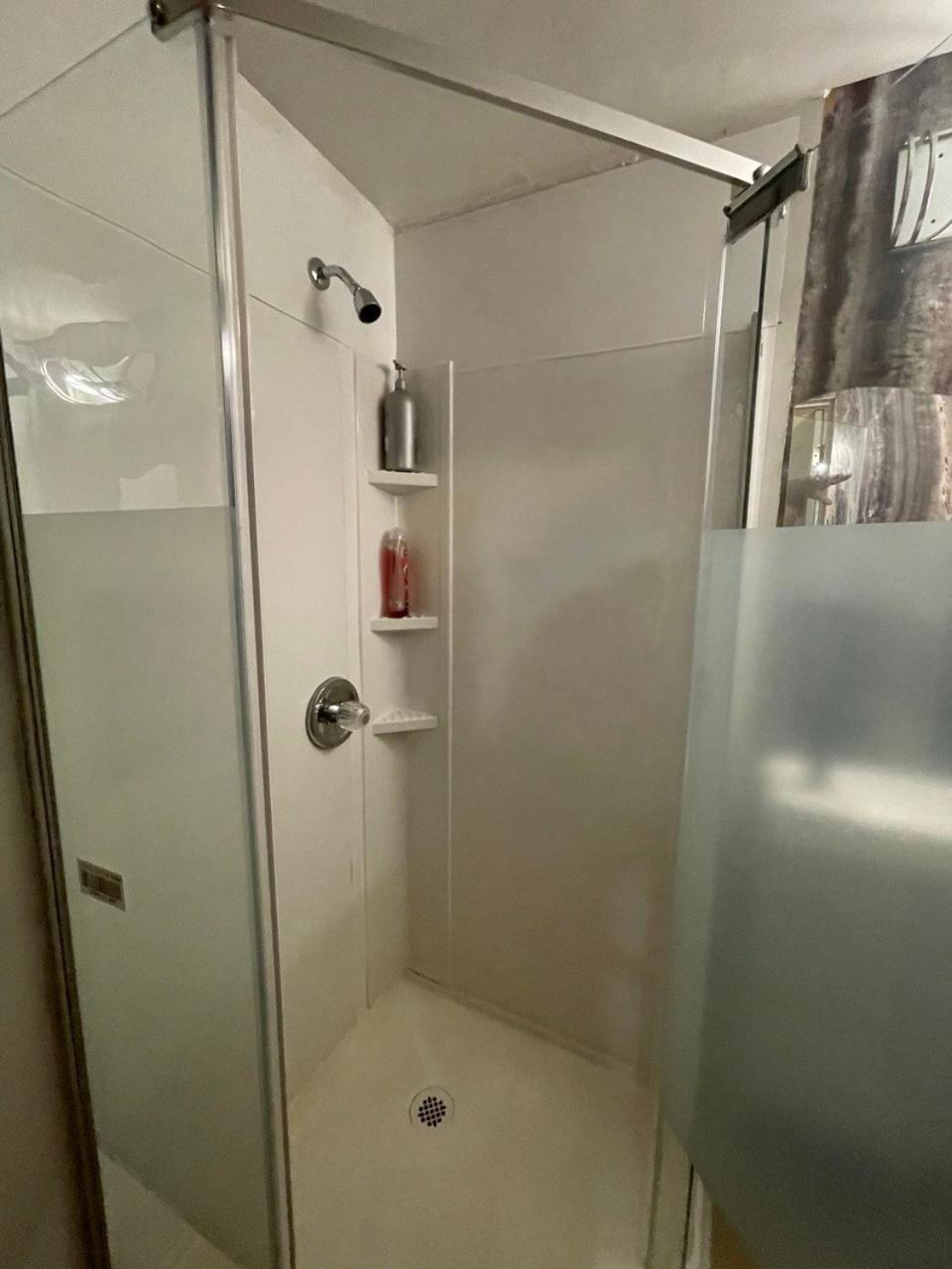 Suite In فانكوفر الغربية المظهر الخارجي الصورة